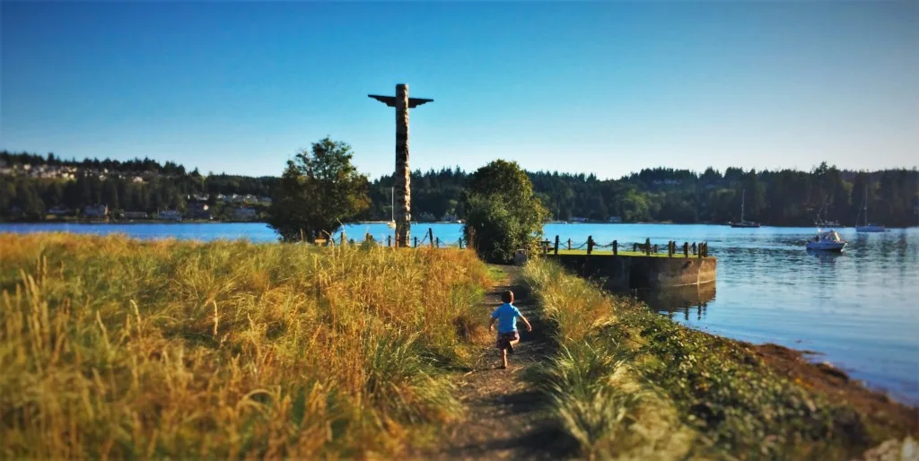 Port Ludlow Marina and Totempole