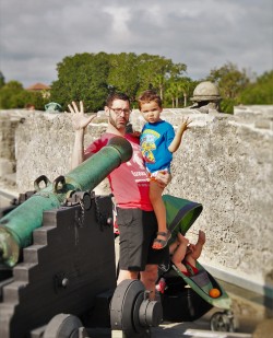 Chris Taylor and Dudes with Cannon at Castillo San Marcos St Augustine 2