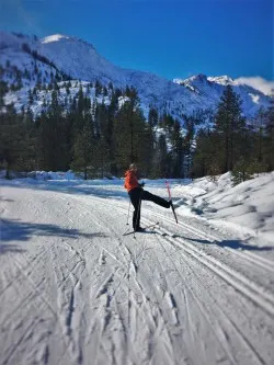 Chris Taylor Cross Country Skiing at Sleeping Lady Resort Leavenworth WA 3