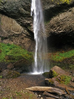 Latourell Falls Waterfall Area Columbia Gorege Oregon 9