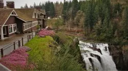 Salish Lodge Above Snoqualmie Falls Washington 2traveldads.com