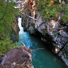 Upper-Christine-Falls-with-Footbridge-in-Mt-Rainier-National-Park-2-225x225.jpg