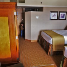 Delux room at Inverness Hotel Denver Colorado 2