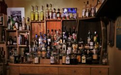 Riverside Liquors bar