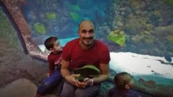 Rob Taylor and Dudes in Shark Tube at Denver Downtown Aquarium 1