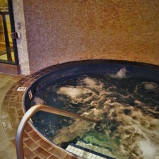 Whirlpool hot tub at Inverness Hotel Denver Colorado 1