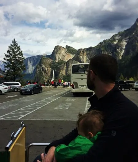 Chris Taylor and TinyMan at Tunnel View in Yosemite National Park 2traveldads.com (1)