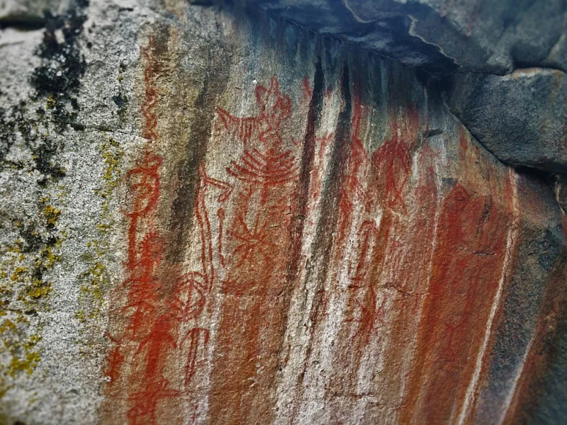 Petroglyphs at Hospital Rock in Sequoia National Park with Kids 2traveldads.com