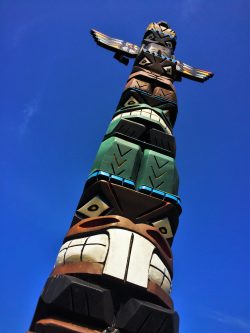 Totem Pole at Pacific Reef Hotel Gold Beach Southern Oregon Coast