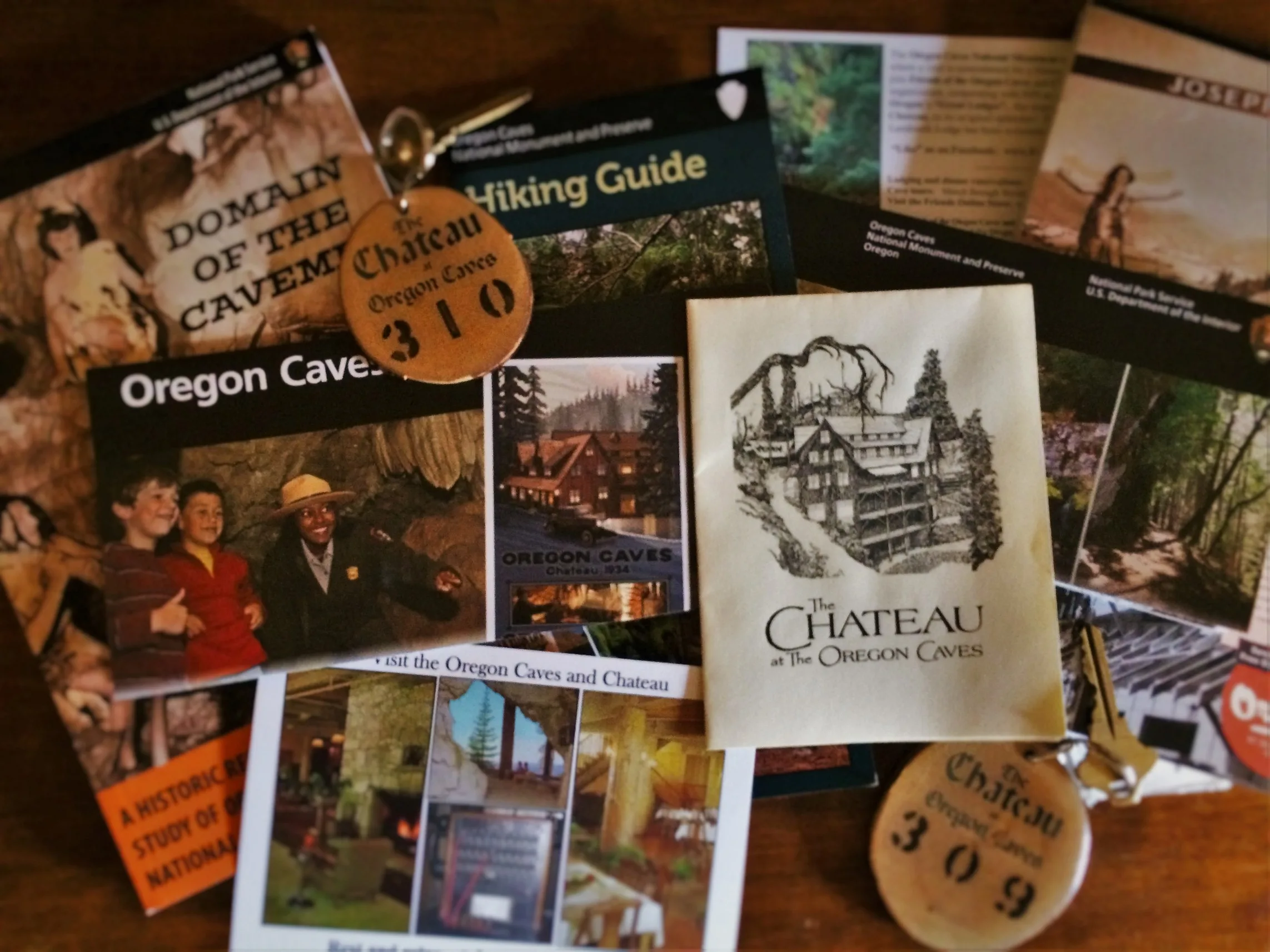 Oregon Caves Chateau collateral
