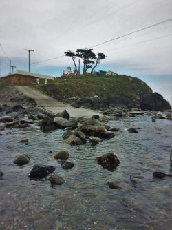 Ocean tide at Battery Point Lighthouse Crescent City 1