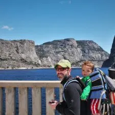 Chris Taylor and TinyMan on dam at Hetch Hetchy Yosemite National Park 1