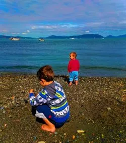 Taylor kids at Beach at Washington Park Anacortes 1