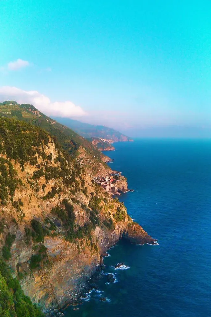 Vernazza from hiking trail Cinque Terre Italy 3e