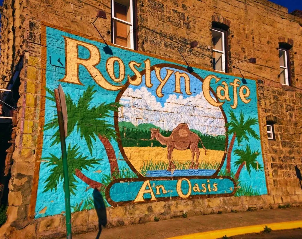 Roslyn Cafe Mural Sign 1