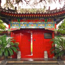 buddhist-temple-at-giant-wild-goose-pagoda-7