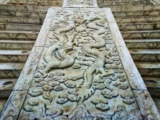 Marble-dragons-on-staircase-at-Giant-Wild-Goose-Pagoda-1-225x169.jpg