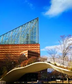 Tennessee Aquarium Exterior 1