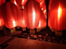 Red-Chinese-Lanterns-at-Taibai-Mountain-Hot-Springs-Resort-3-225x169.jpg