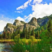 Yosemite National Park in California is a great destination for experiencing the nature of the Sierra Nevada mountains. Perfect for family travel, from camping to lodges, hiking to guided tours. 2traveldads.com