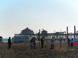 Playing-volleybal-at-the-beach-Long-Beach-Pier-1-250x188.jpg