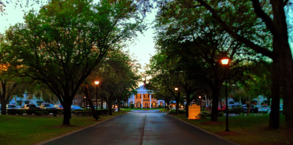 Driveway at Plantation on Crystal River Florida 1