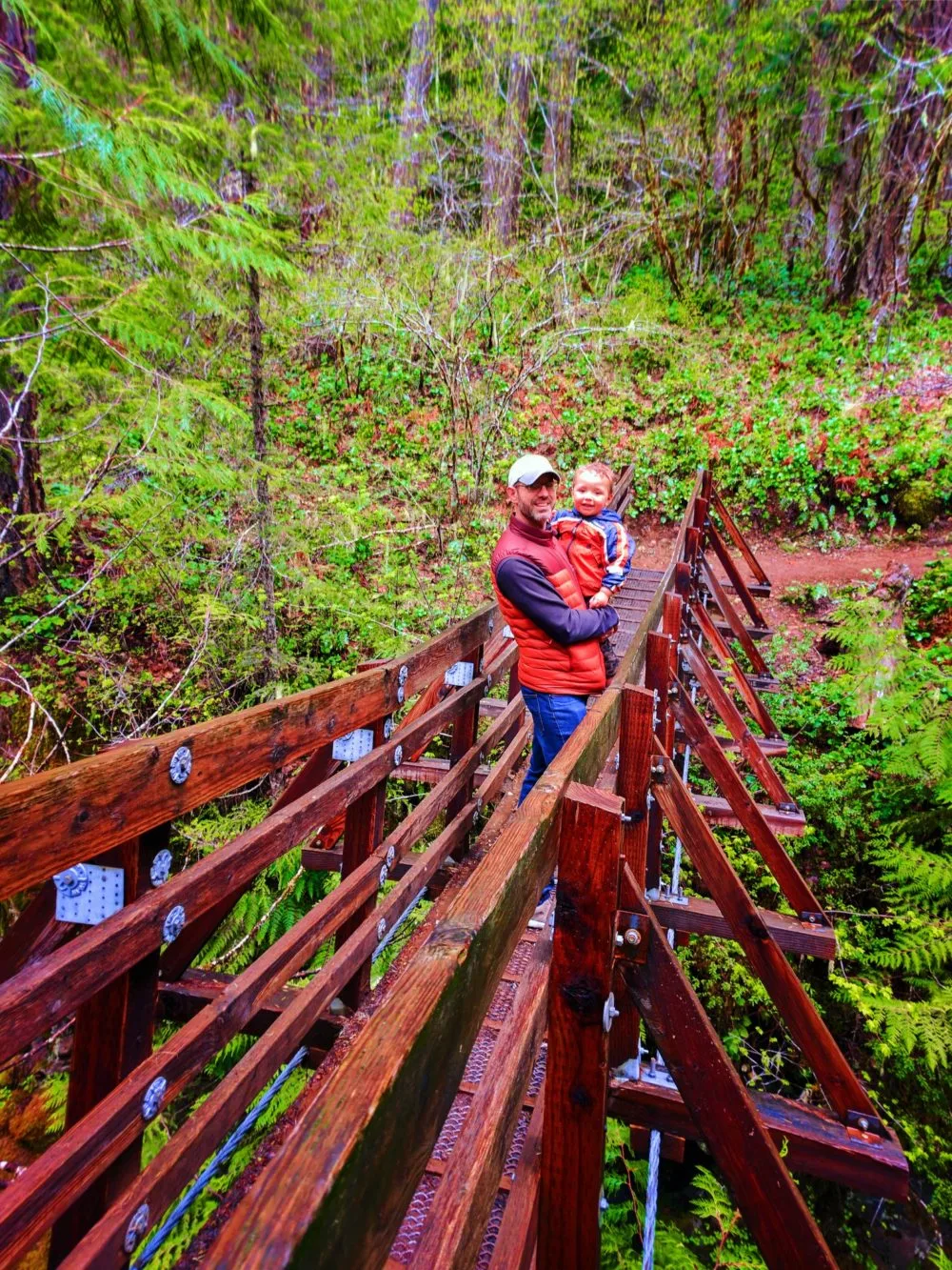 Taylor Family at Falls Creek Falls Carson Washington 2