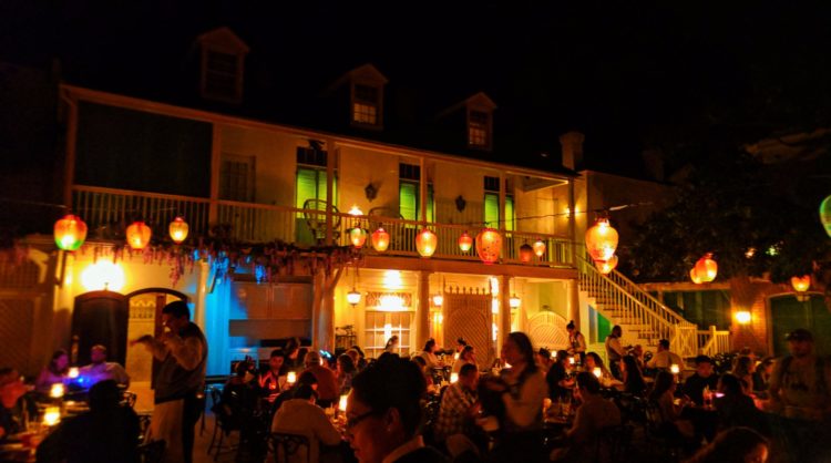 Inside Blue Bayou Restaurant Pirates Of The Caribbean New