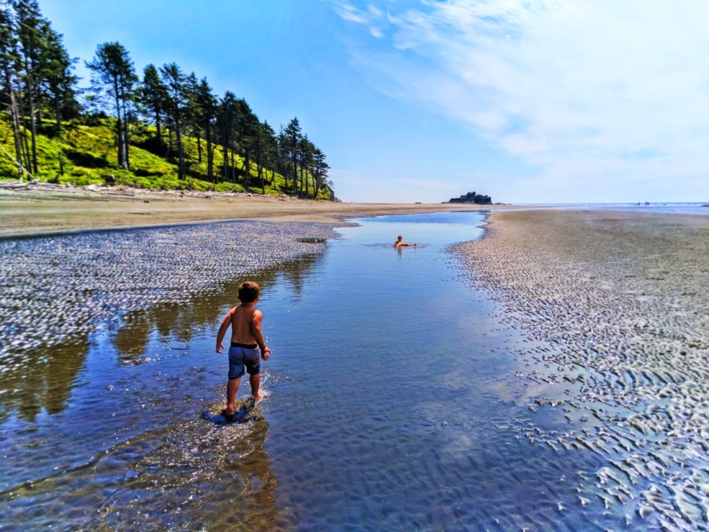 Taylor Family and Sandbar at Ruby Beach Olympic National Park 2