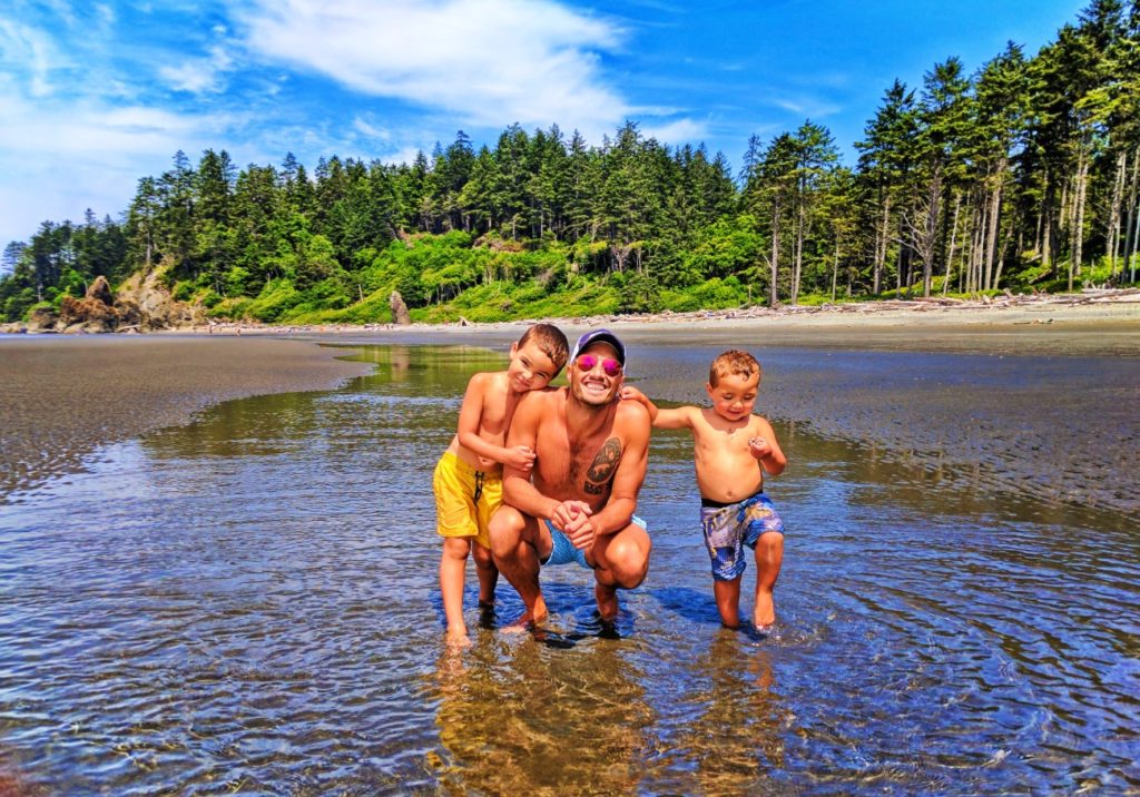 Taylor Family and Sandbar at Ruby Beach Olympic National Park 4