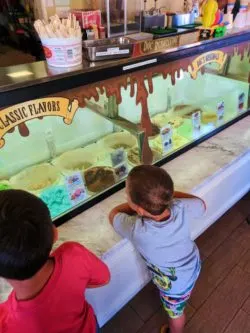 Taylor Family at Doc Burnsteins Ice Cream Lab Orcutt Santa Maria Valley 3