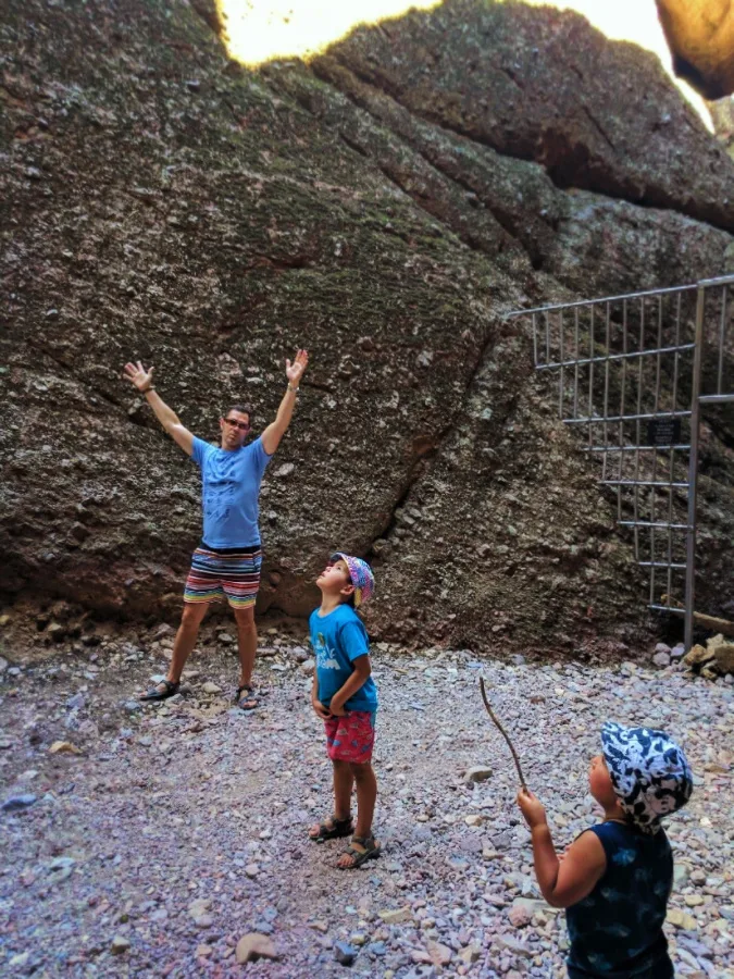 Taylor Family at Pinnalces National Park Talus Caves Trail 10