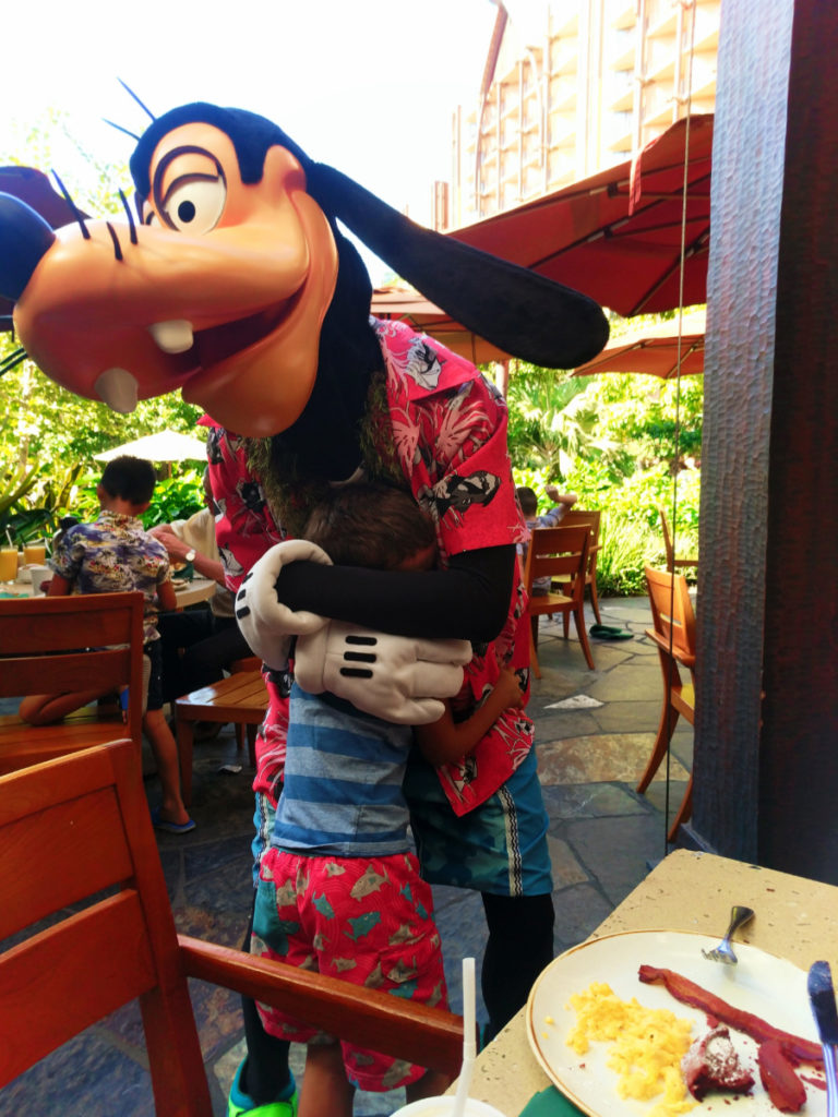 Taylor Family with Goofy Character Dining at Disney Aulani 1
