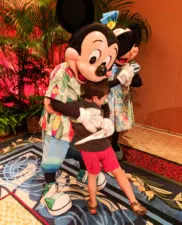Taylor Family with Mickey Mouse and Minnie Mouse at Disney Aulani 5