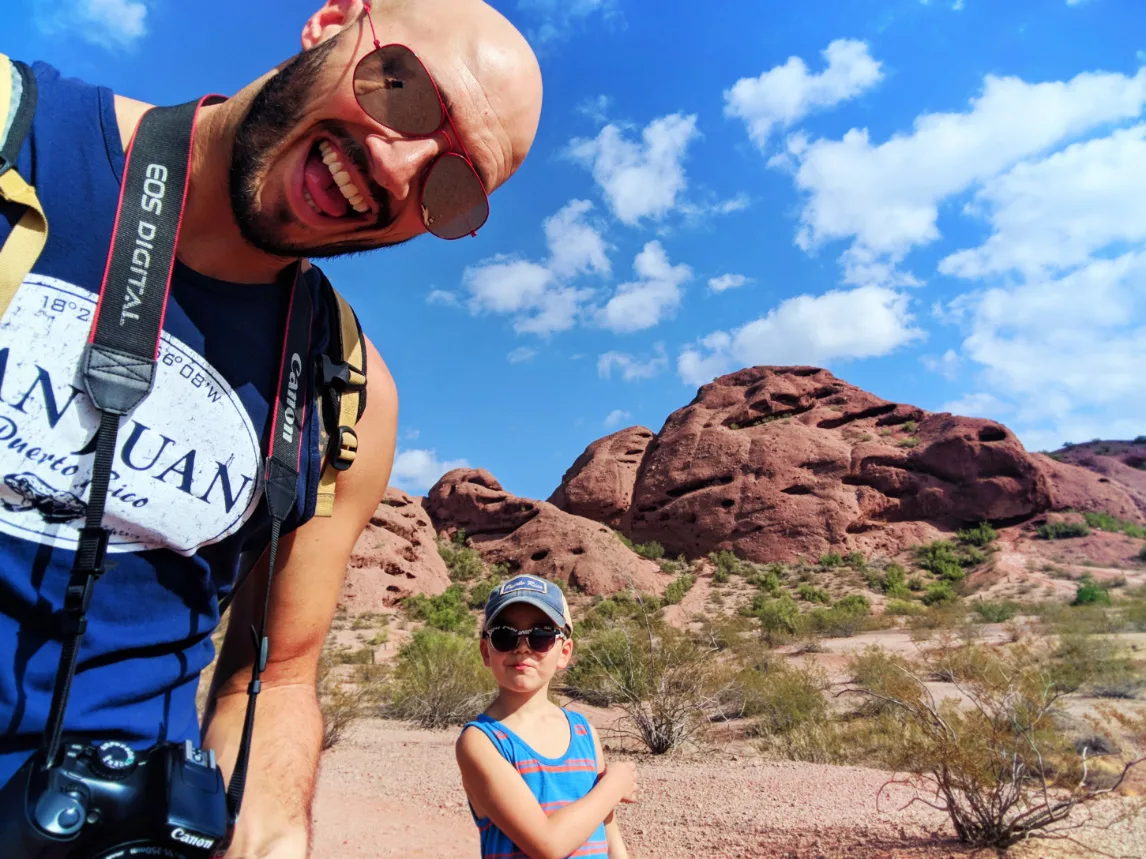 Taylor family hiking at Two Buttes at Papago Park Phoenix Tempe 1