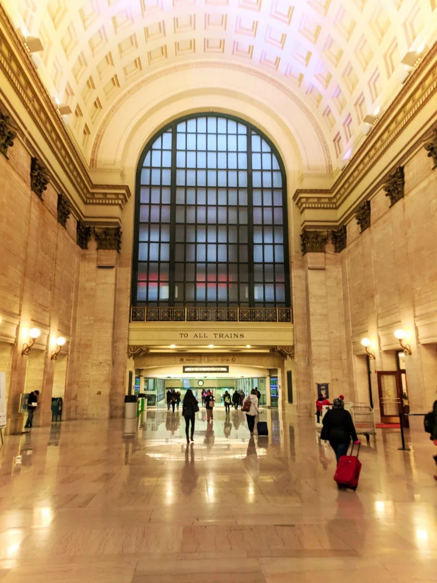 Inside Union Station Chicago 3