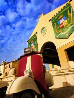 Entrance Plaza at Loews Portofino Resort Universal Orlando 2