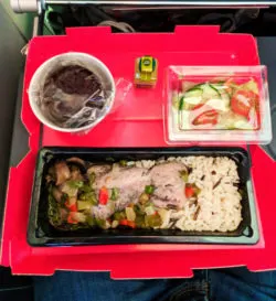 Chicken dinner on Norwegian Air to London