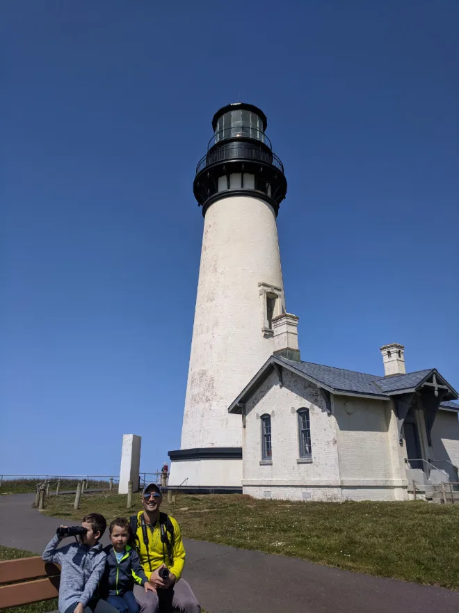 Taylor Family at Yaquina Head Lighthouse Oregon Coast 2
