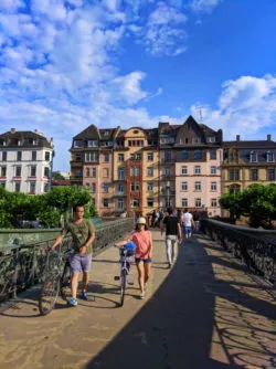 Crossing Eiserner Steg Bridge Frankfurt Germany 1