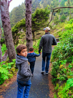 Taylor family hiking at Cape Perpetua Florence Oregon Coast 3