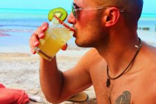 Rob-Taylor-with-Tamarindo-Margaritas-at-Villas-Flamingos-Isla-Holbox-Yucatan-3-225x150.jpg