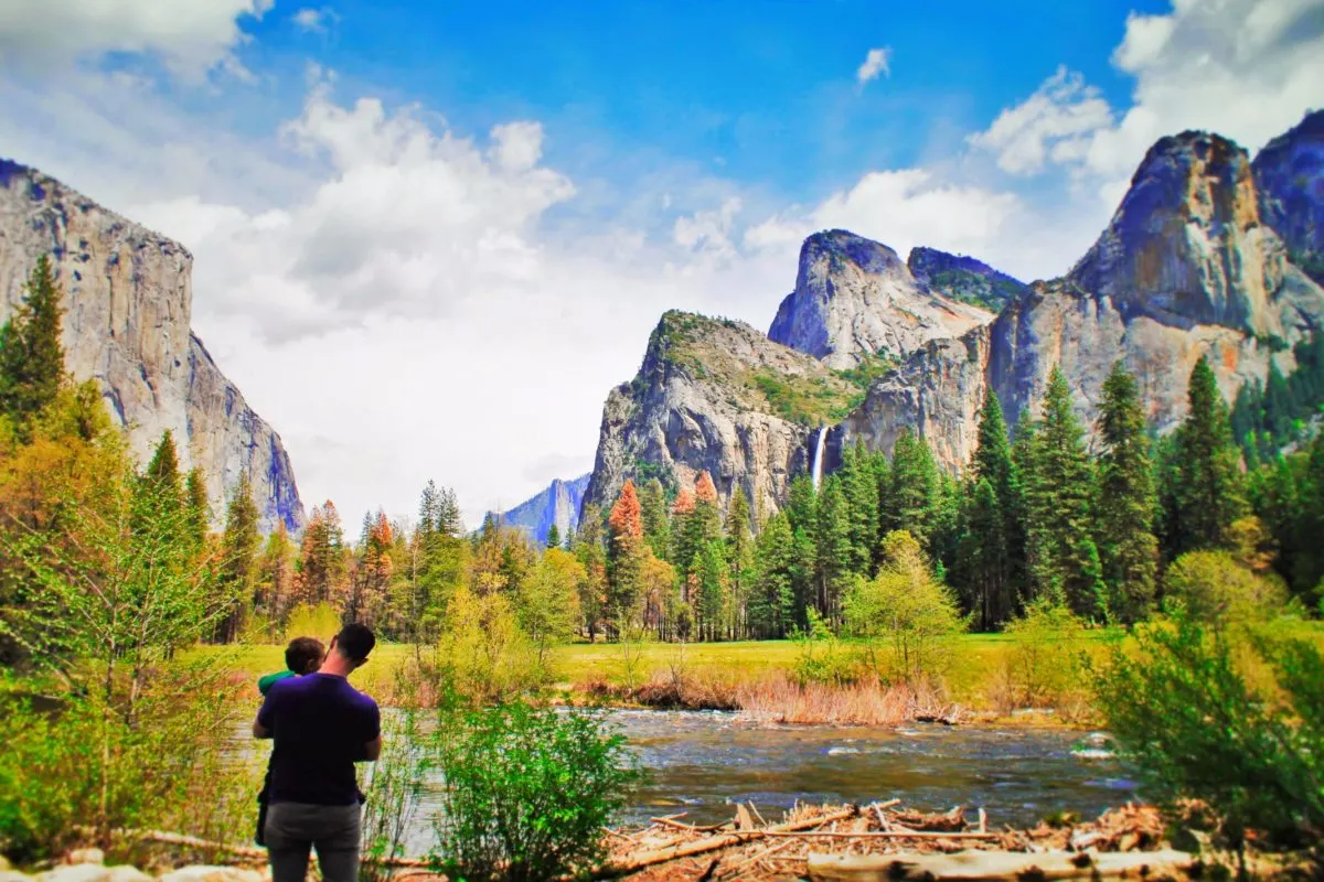 Chris Taylor and TinyMan in Yosemite Valley in Yosemite National Park 2 POL