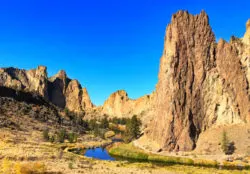 Crooked River from Rim Rock Trail Smith Rock State Park Terrabonne Oregon 4