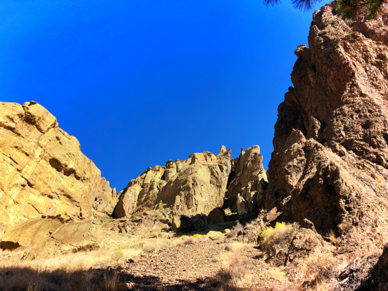 Looking up at Misery Ridge Trail Smith Rock State Park Terrabonne Oregon 1