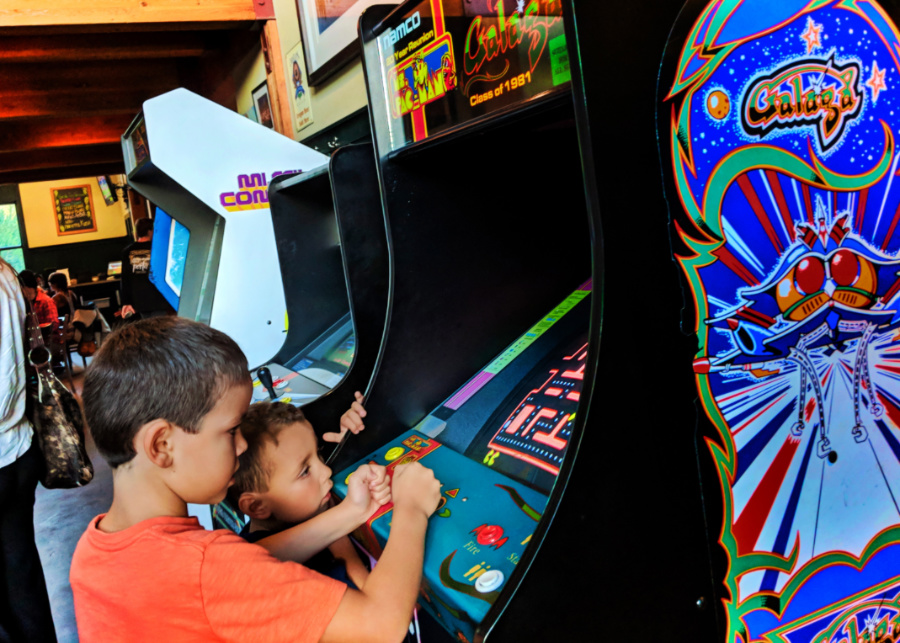 Taylor Family playing arcade games at Cascade Lakes Brewing Company Bend Oregon 1