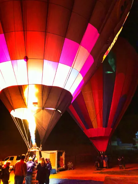 Hot Air Balloons at night Balloon Glow Gallup NM 2