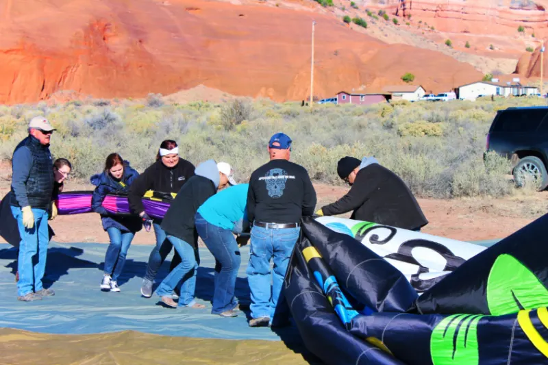 Packing up hot air balloons Gallup NM 1