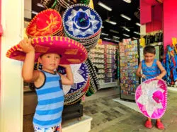 Taylor Family shopping for souvenirs in Marina Cabo San Lucas 2