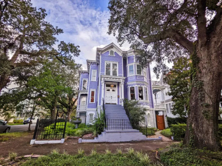 Where to Stay in Savannah: Historic District Stays You’ll Absolutely Love